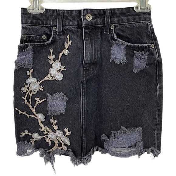 Carmar Black High Rise Slim Fit Distressed Floral Embroidered Denim Skirt - Picture 2 of 14